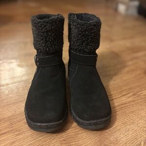 Cozy Black Ankle Boots with Fur Trim sz 6